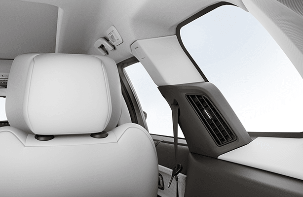 3rd Row AC Vents for Rear Passengers in Tata Safari - Climate Control